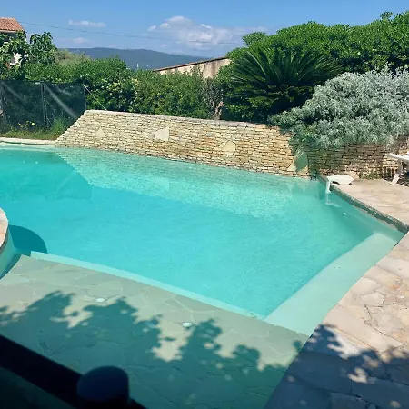 Buly, 4 Chambres Vue Mer Et Piscine Villa *